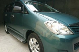 2nd Hand Toyota Innova 2009 at 80000 km for sale