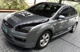 Selling 2nd Hand Ford Focus 2006 in Makati