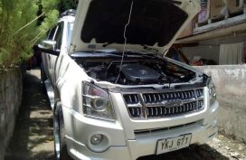 Isuzu Alterra 2013 Manual Gasoline for sale in Cebu City