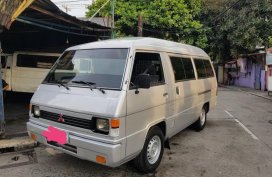 Mitsubishi L300 2004 Van Manual Diesel for sale in Las Piñas