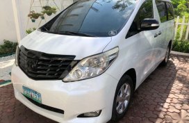 2nd Hand Toyota Alphard 2011 at 40000 km for sale