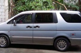 Selling Used Nissan Serena 2003 in Quezon City