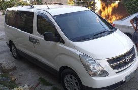 Sell 2nd Hand 2010 Hyundai Grand Starex Manual Diesel in Las Piñas