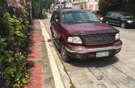 Selling 2nd Hand Ford Expedition 2001 at 100000 km in Quezon City