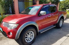 Selling Mitsubishi Strada 2009 Automatic Diesel in Balayan