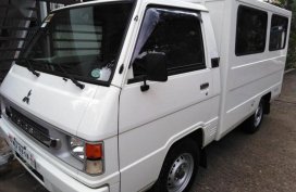 Selling Mitsubishi L300 2015 Manual Diesel in Guiguinto