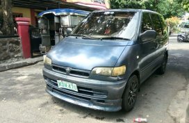 Nissan Serena 2004 for sale in Las Piñas