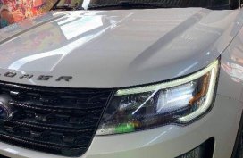 Selling Ford Explorer 2018 Automatic Gasoline in Davao City