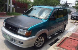 Selling 2nd Hand Toyota Revo 2000 in Quezon City
