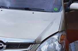 Selling Toyota Avanza 2009 at 123000 km in Angeles