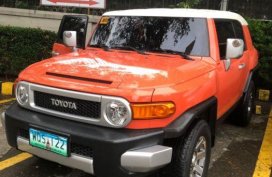 Selling Toyota Fj Cruiser Automatic Gasoline in Quezon City