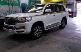Selling Toyota Land Cruiser 2019 Automatic Diesel in Cebu City