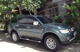 Selling Mitsubishi Montero 2010 Automatic Gasoline in Silang