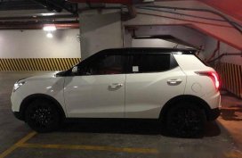 White Ssangyong Tivoli 2016 for sale in Manila