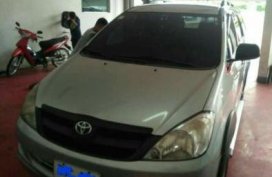 Selling Toyota Innova 2005 Manual Diesel in Lipa