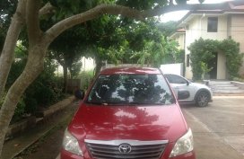Selling 2nd Hand Toyota Innova 2012 Van in Santa Rosa