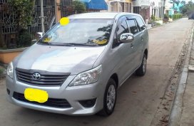 Selling Toyota Innova 2014 Manual Diesel in Paombong