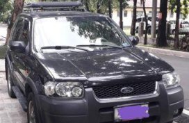 Selling 2nd Hand Ford Escape 2004 in Quezon City