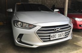 Selling Hyundai Elantra 2017 Automatic Gasoline in Angeles