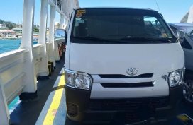 2nd Hand Toyota Hiace 2015 Manual Diesel for sale in Meycauayan