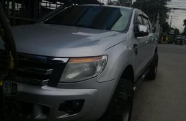 Selling Ford Ranger 2013 at 110000 km in Davao City