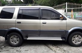 Selling Isuzu Crosswind 2010 Automatic Diesel in Meycauayan