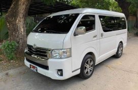 Selling Toyota Hiace 2014 Automatic Diesel in Makati