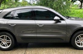 2nd Hand Porsche Cayenne 2016 at 19000 km for sale in Muntinlupa