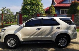 Sell 2nd Hand 2014 Toyota Fortuner Automatic Diesel at 76000 km in Pulilan