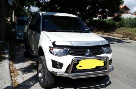 Selling Mitsubishi Strada 2014 Truck in Cavite 