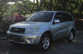Selling 2nd Hand Toyota Rav4 2004 in Cebu City