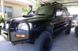 Selling Mitsubishi Strada 2002 Manual Diesel in Manila
