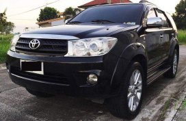 Selling Toyota Fortuner 2011 at 80000 km in Angeles