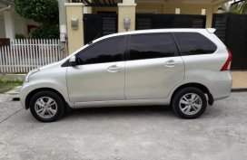 Selling Toyota Avanza 2012 Automatic Gasoline in Quezon City