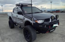 2nd Hand Mitsubishi Strada 2007 for sale in Cebu City