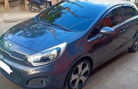 Selling 2nd Hand Kia Rio 2014 Hatchback Automatic Gasoline at 70000 km in Pavia