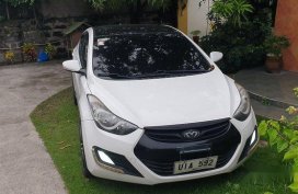 Sell White 2012 Hyundai Elantra at 123000 km 