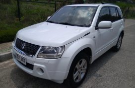 Selling White Suzuki Vitara 2006 in Manila