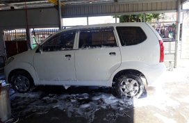 Selling White Toyota Avanza 2007 Manual Gasoline 