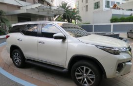 Selling White Toyota Fortuner 2018 Automatic in Taguig 