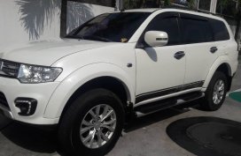 Used 2015 Mitsubishi Montero Sport at 82000 km 