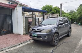 2005 Toyota Fortuner at 98000 km for sale 