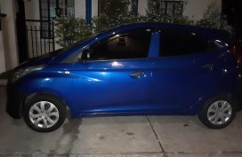 Selling Blue Hyundai Eon 2016 in Pasig 