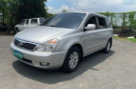 Sell 2013 Kia Carnival Van in Quezon City