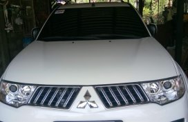White Mitsubishi Montero Sport 2013 at 35446 km for sale 