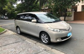 Selling Used Toyota Previa 2009 at 102000 km in Makati 