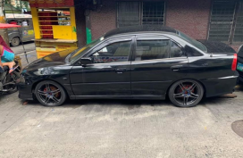 Selling Black Mitsubishi Lancer 2001 Automatic in Manila 