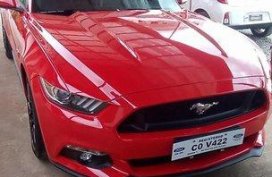 Red Ford Mustang 2018 at 3200 km for sale