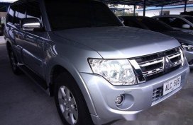 Selling Silver Mitsubishi Pajero 2014 Automatic Diesel