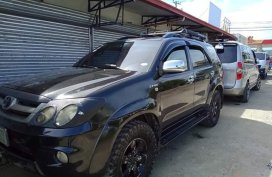 Selling Black Toyota Fortuner 2008 Automatic Gasoline in Tacloban 